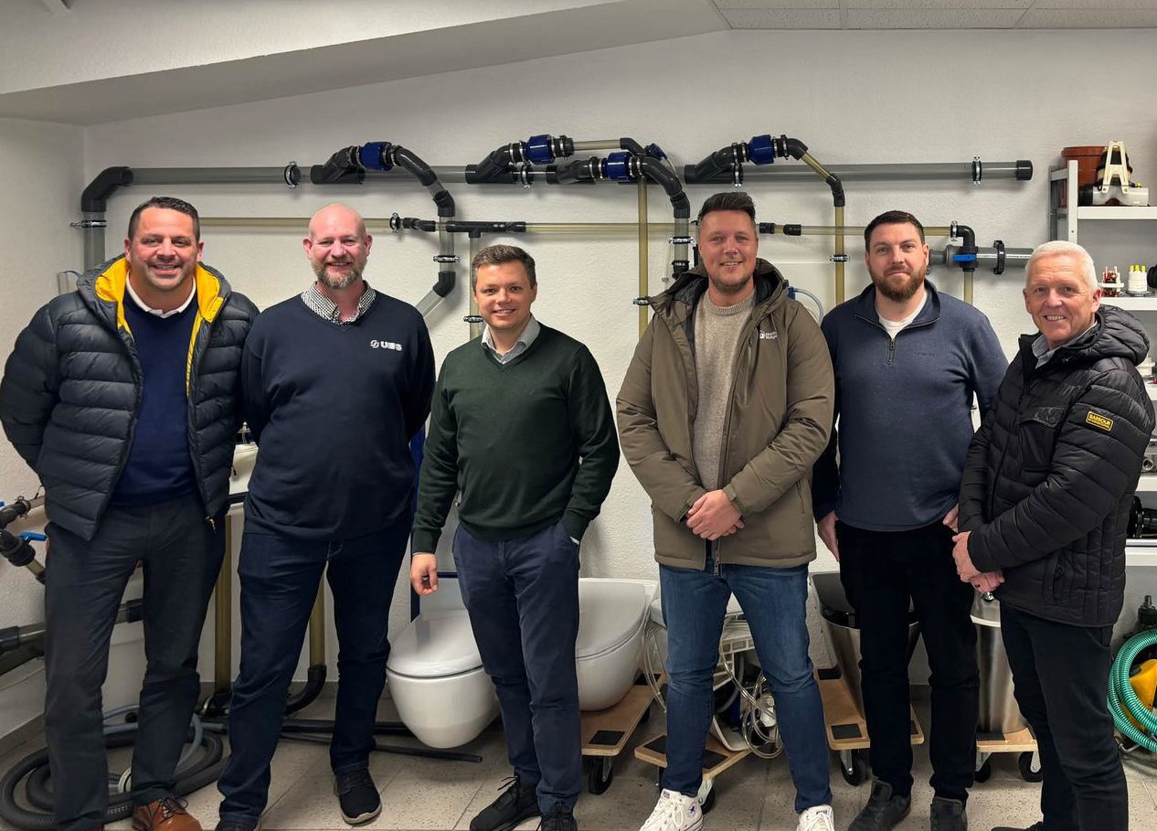 UES and Roediger team