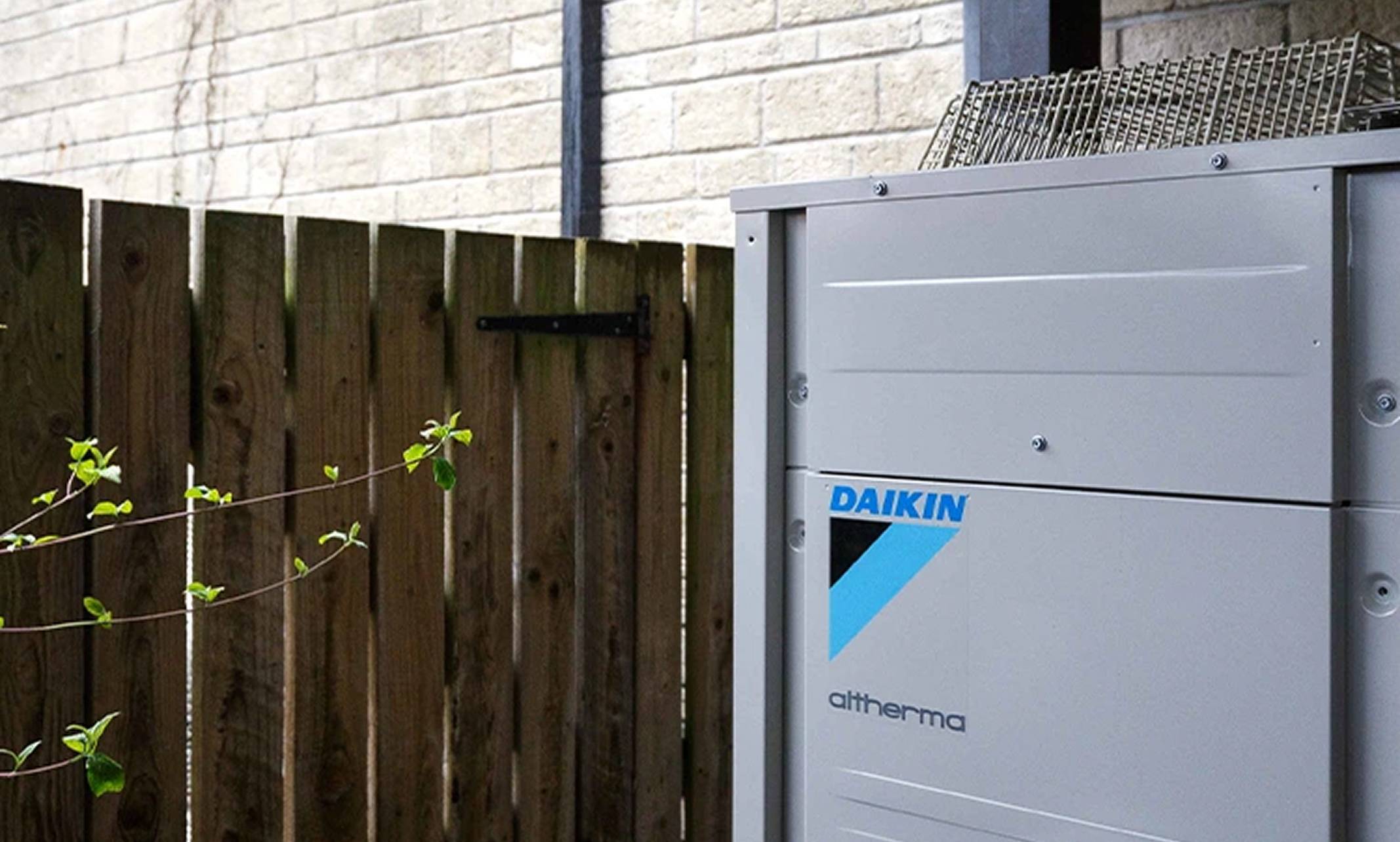 UWE – air source heat pump installation